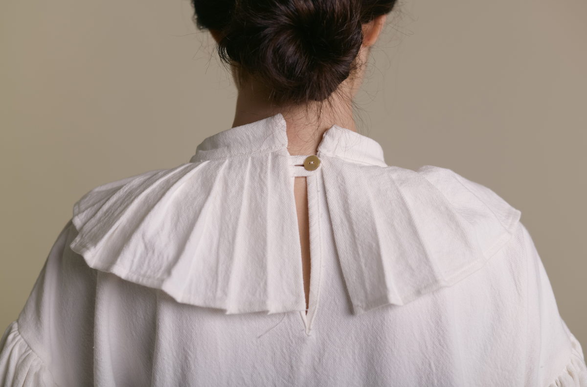 Pierrot. The dress.