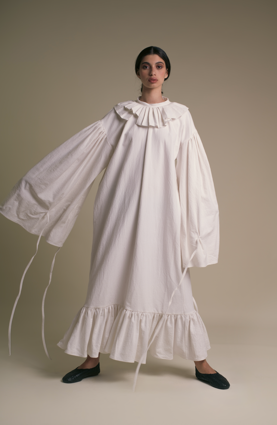 Pierrot. The dress.