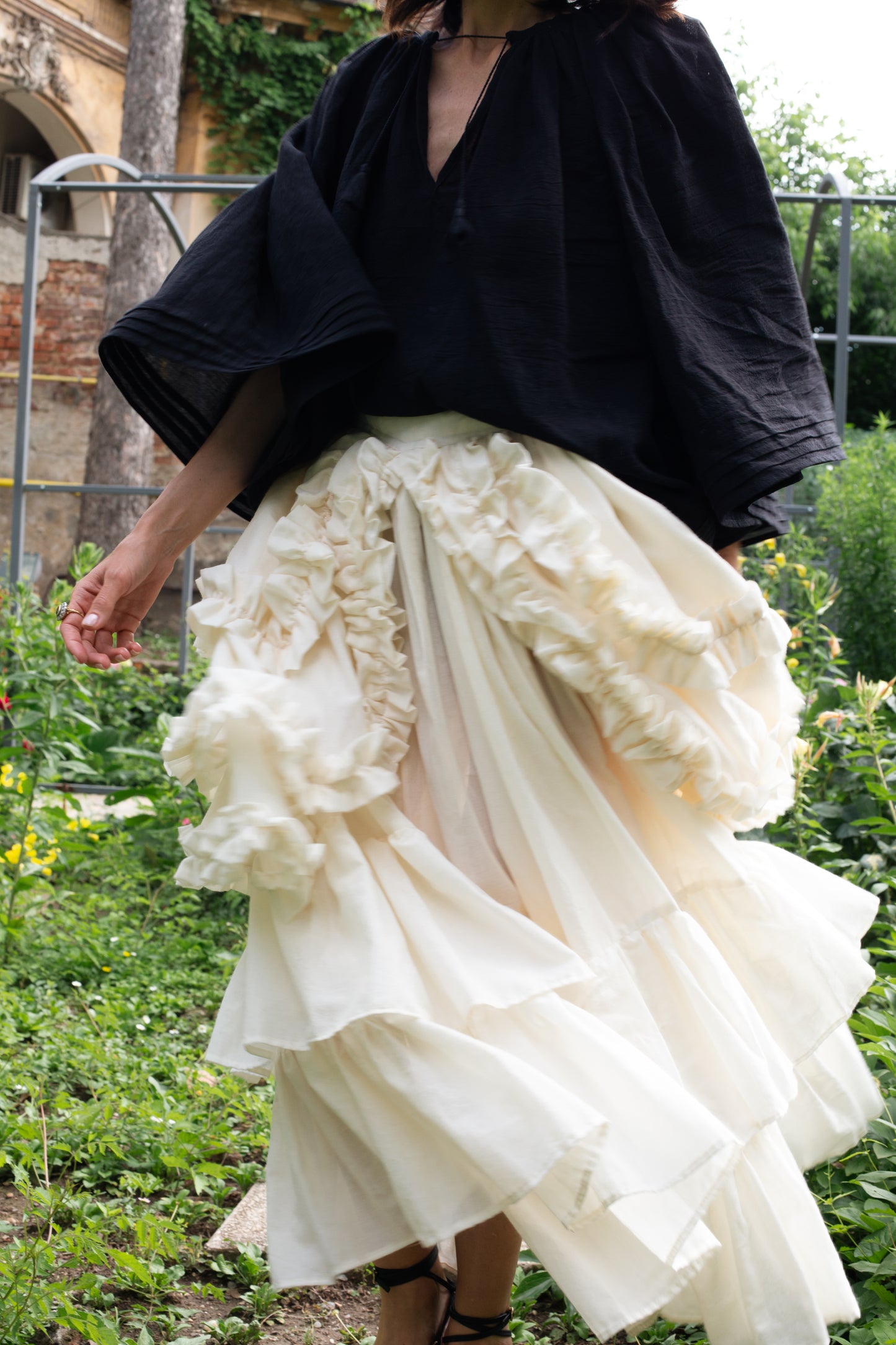 Stormy skirt with detachable ruffles