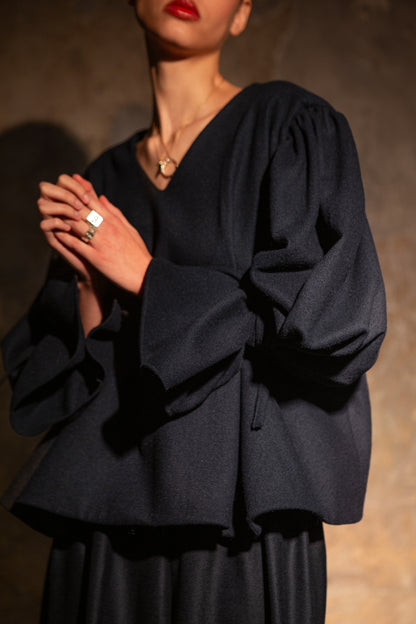 La chic and cool blouse