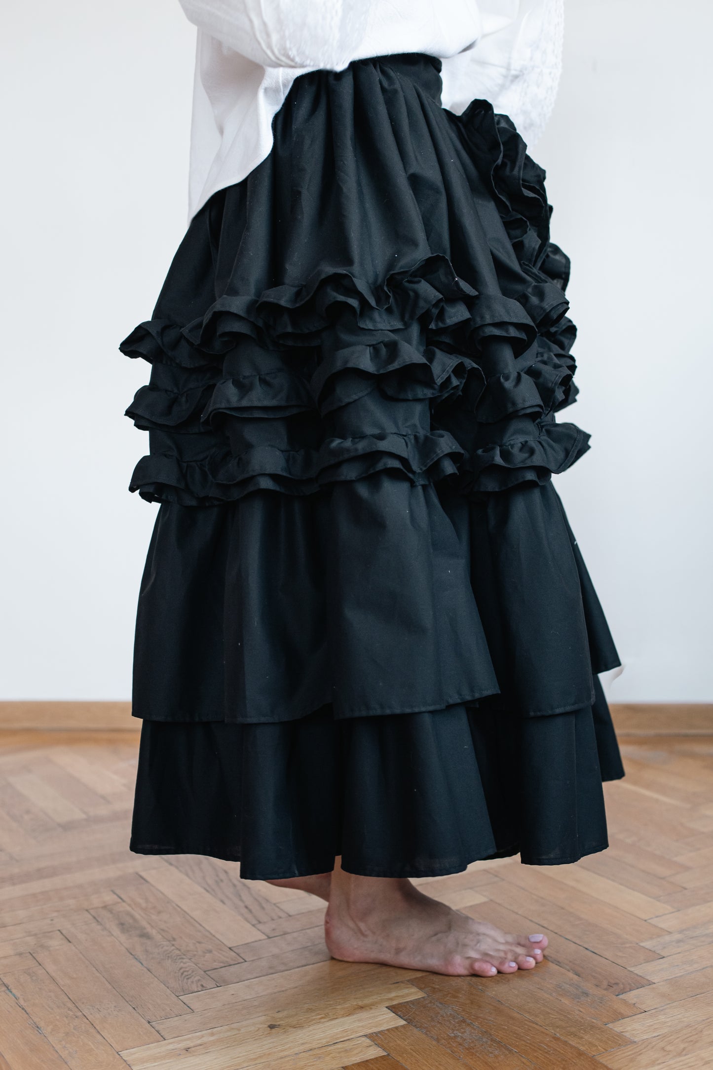 Stormy skirt with detachable ruffles